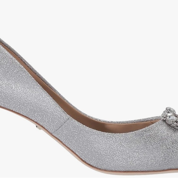 Badgley Mischka ideal wedding style shoes for bride, mother of bride. - Picture 2 of 10